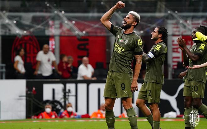 他在接受采 他在接受采