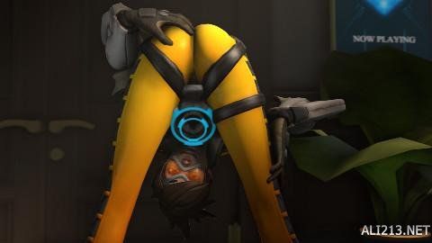 缩在一场球 缩在一场球